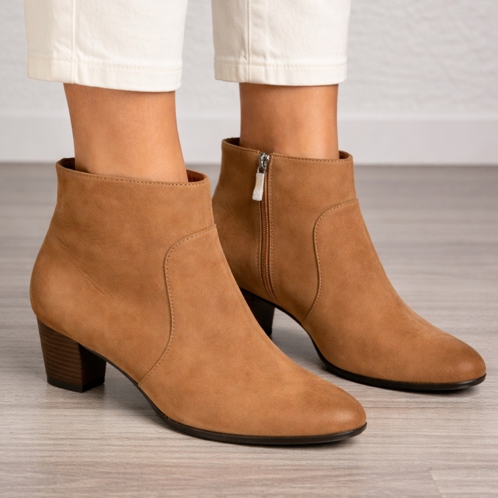 Alias Wish Brown Ankle Boots Size 9 – Low Block Heel Side Zip Booties